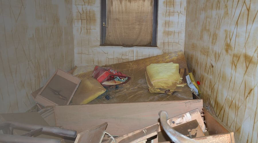 Why choose water damage restoration service for burst pipe water damage in Arlington